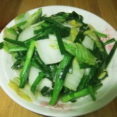 韭香娃娃菜的做法