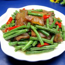 豇豆炒腊肉的做法 豇豆炒腊肉的做法