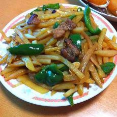 青椒炒土豆丝的做法 青椒炒土豆丝的做法