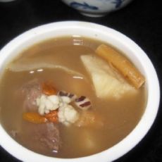 猪横脷瘦肉煲淮山的做法