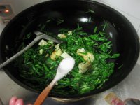 韭菜青椒炒蛋的做法