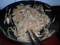 冻豆皮炒白萝卜的做法