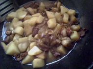土豆茄子炖肉的做法