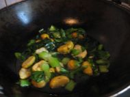青菜炒板栗的做法