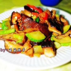 肉片香菇炒西葫芦的做法 肉片香菇炒西葫芦的做法