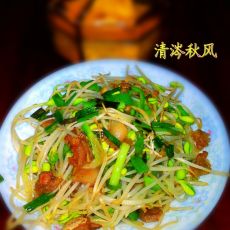 豆芽青椒炒肉片的做法 豆芽青椒炒肉片的做法