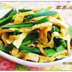 韭菜拌鸡蛋的做法