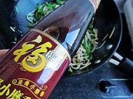 韭菜炒豆腐丝的做法