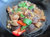 茄子焖黄豆的做法