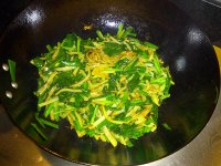 韭菜土豆丝的做法
