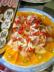 腊肉土豆蒸南瓜的做法