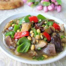 茄子焖黄豆的做法 茄子焖黄豆的做法