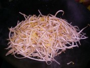 素炒长豆芽的做法