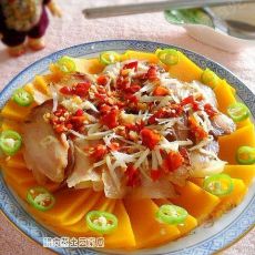腊肉土豆蒸南瓜的做法 腊肉土豆蒸南瓜的做法