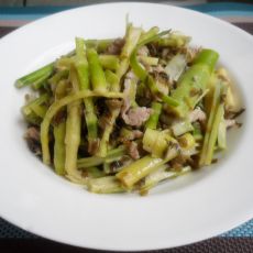 小笋炒肉丝咸菜的做法 小笋炒肉丝咸菜的做法
