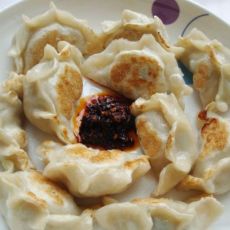 鸡肉煎饺的做法