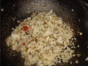 咸菜炒饭的做法