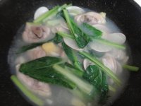 鸡肉蛤蜊汤的做法