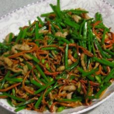 肉丝虫草花烩韭苔的做法