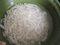 茄子肉酱面的做法