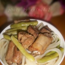 排骨豆角米粉的做法