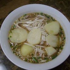 土豆汤面的做法