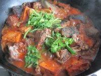 鲶鱼焖豆腐的做法