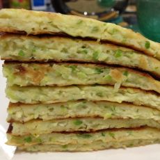 小黄瓜鸡蛋煎饼的做法