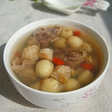 莲子干贝炖瘦肉的做法 莲子干贝炖瘦肉的做法