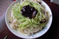 夏天简易—炸酱面的做法