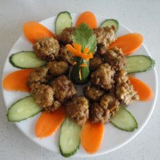 炸小肉丸的做法 炸小肉丸的做法