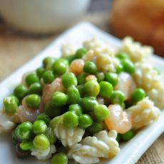青豆鲜鱿虾仁的做法 青豆鲜鱿虾仁的做法