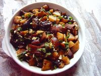 肉皮烧茄子土豆的做法