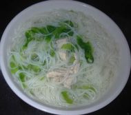 肉片菜丝米粉的做法