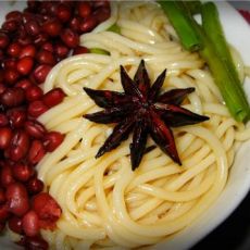 焖桂林米粉的做法