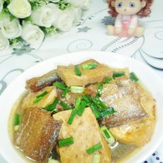 带鱼烧豆腐的做法