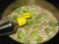 西兰花炒蛏子肉的做法