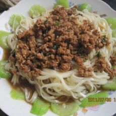 牛肉冷面的做法 牛肉冷面的做法