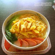 青菜火腿鸡蛋面的做法 青菜火腿鸡蛋面的做法