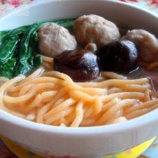 清汤肉丸面的做法 清汤肉丸面的做法