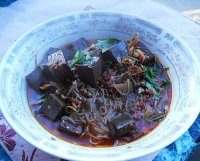 红油鸭血的做法