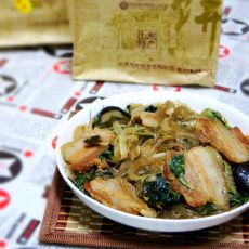 猪肉酸菜炖粉条的做法 猪肉酸菜炖粉条的做法