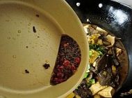 诱惑你的味蕾---酸菜烧血豆腐的做法