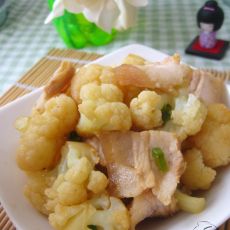 五花肉炒菜花的做法 五花肉炒菜花的做法