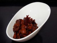 五香肉粒的做法