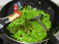 醋溜空心菜梗的做法