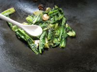 老干妈油麦菜的做法