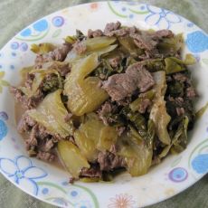 酸菜炒牛肉的做法 酸菜炒牛肉的做法