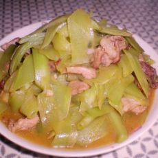 肉片炒莴苣的做法 肉片炒莴苣的做法