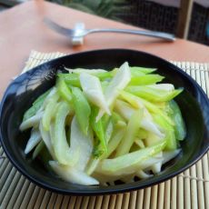 芹香山药的做法 芹香山药的做法